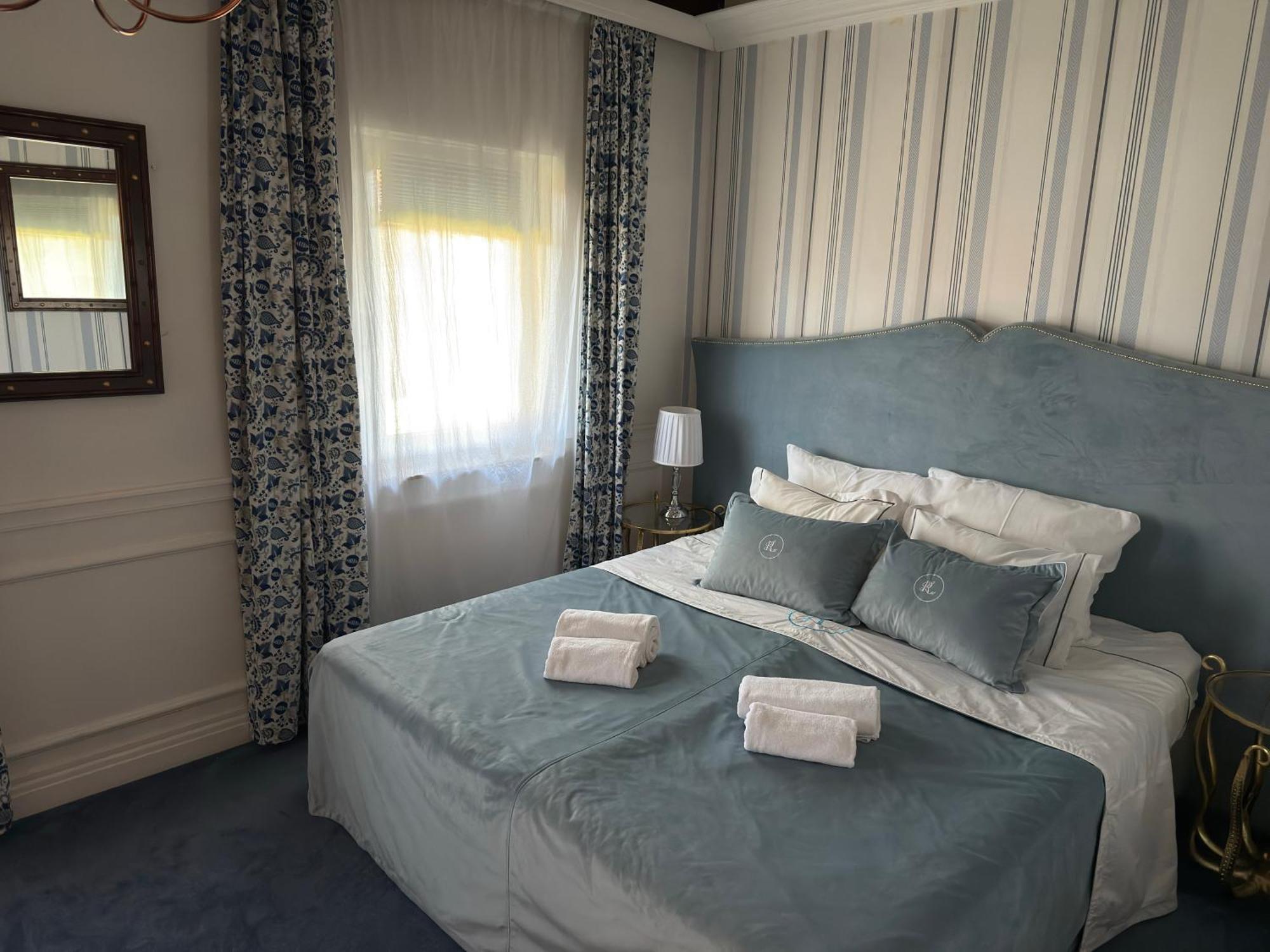 Вілла Rowy Luxury Екстер'єр фото